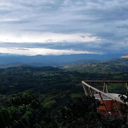 Glamping Orosierra Ξενοδοχείο Chinchiná Εξωτερικό φωτογραφία